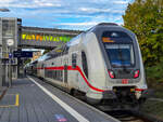 IC2-Stw 2861 steht mit dem IC 2235 nach Leipzig Hbf in Bad Kleinen, 13.10.2026.
