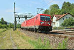 187 162 DB mit 185 385-2 DB als Lokzug durchfährt den Bahnhof Bad Kösen auf der Bahnstrecke Halle–Bebra (KBS 580) Richtung Naumburg(Saale)Hbf.
[22.6.2019 | 10:20 Uhr]