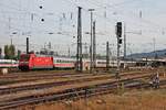 Am 04.10.2017 bespannte die 101 137-8 den EC 206 (Zürich HB - Frankfurt (Main) Hbf), als sie mit ihrem Zug aus dem Badischen Bahnhof von Basel in Richtung Weil am Rhein ausfuhr.