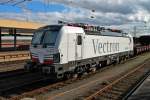 Am 11.02.2014 stand auch wieder der Urgestein-Vectron 193 901, dismal aber neben Gleis 1 vor der Lokleitung von DB Fernverkehr in Basel Bad Bf und wartet auf ihren nächsten Mess-Einstaz in der