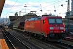 Nachschuss auf DB Schenker 185 309-2, die am 11.02.2014 als Tfzf von Haltingen nach Muttenz fuhr, um eine Güterzug nach Deutschland zu bespannen.