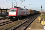 Am 14.11.2014 fuhr die damals frisch Hauptuntersuchte und saubere 185 601-2 mit einem Containerzug über Gleis 1 in Basel Bad Bf durch gen Muttenz.