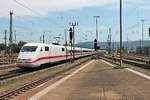 Einfahrt am 31.07.2015 von 401 579-8 aus Richtung Basel SBB in den Badischen Bahnhof von Basel.
