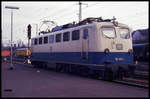 110110 kam am 29.3.1991 solo durch den Bahnhof Bebra und fuhr in Richtung Hannover davon.
