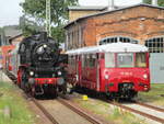 86 1744 und der LVT 172 140/141 kamen im Wechsel wieder auf der Strecke Bergen-Lauterbach Mole zum Einsatz.Während der LVT Pause machte,mußte die 86er,am 29.Juli 2022,in Bergen/Rügen,auf Ausfahrt warten.
