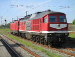 Vor der Überführung nach Mukran,mußten die beiden WFL 232 182 und 112 159,am 27.September 2023,in Bergen/Rügen warten.