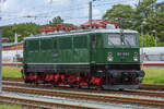 Lok 242 001 in Bergen auf R�gen abgestellt. Der Sonderzug mit dem sogenannte „Holzroller“ wurde eingesetzt von Zwickau nach Putbus zum Tag der offenen T�r 2026. - 30.05.2026
