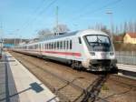 IC 2376 Karlsruhe-Binz beim Halt am 24.April 2010 in Bergen/Rgen.