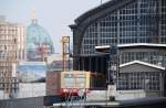 BERLIN, 03.03.2009, S9 nach Spandau im Bahnhof Friedrichstraße