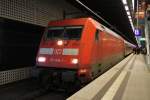 Hier 101 094-1 mit CNL451 von Paris Est nach Berlin Sdkreuz, dieser Zug stand am 25.2.2012 in Berlin Hbf.(tief).
