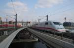 Hier 402 037-6  Neustrelitz  als ICE859 von Kln Hbf. nach Berlin Ostbahnhof mit 402 028-5  Altenburg  als ICE849 von Dsseldorf Hbf. nach Berlin Ostbahnhof, bei der Ausfahrt am 6.4.2012 aus Berlin Hbf. 