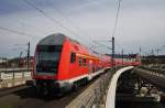 Hier ein RE7 (RE18260) von Berlin Zoologischer Garten nach Wünsdorf-Waldstadt, bei der Ausfahrt am 30.4.2012 aus Berlin Hbf.