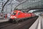 Hier 182 014 mit einem RE1 (RE18117) von Magdeburg Hbf. nach Frankfurt(Oder), dieser Zug stand am 16.2.2013 in Berlin Hbf. 