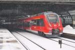 Hier 442 137 und 442 134 als RE7 (RE18715) von Wünsdorf-Waldstadt nach Bad Belzig, bei der Einfahrt am 10.3.2013 in Berlin Hbf.