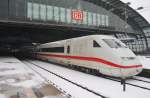 Hier 808 009-2  Riesa  als ICE558 von Berlin Ostbahnhof nach Kln Hbf. mit 808 029-3  Templin  als ICE548 von Berlin Ostbahnhof nach Dsseldorf Hbf., diese ICE-Doppeltraktion stand am 10.3.2013 in Berlin Hbf. 