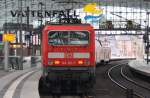 Hier 143 251-7 mit einer RB14 (RB92915) von Berlin Hbf. nach Berlin Schönefeld Flughafen, dieser Zug stand am 27.4.2013 in Berlin Hbf.