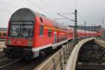 Hier eine RB14 (RB18912) von Berlin Schönefeld Flughafen nach Nauen, bei der Einfahrt am 1.7.2013 in Berlin Hbf. (Geschoben hatte 143 812-6)