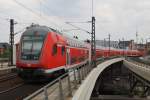 Hier ein RE1 (RE18119) von Magdeburg Hbf. nach Cottbus, bei der Ausfahrt am 26.7.2013 aus Berlin Hbf. Zuglok war 182 007.