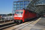 Hier 120 132-6 mit EC249 von Berlin Hbf.