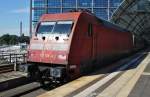 Hier 101 139-4 mit EC175 von Hamburg-Altona nach Budapest-Keleti, dieser Zug stand am 17.8.2013 in Berlin Hbf.