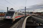 Hier IC2388 von Frankfurt(Main) Hbf. nach Berlin Ostbahnhof, bei der Ausfahrt am 21.12.2013 aus Berlin Hbf. Zuglok war 120 103-7.