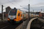 Hier 445 115-9  Eberswalde  als RE2 (RE83966) von Wismar nach Cottbus, bei der Ausfahrt am 21.12.2013 aus Berlin Hbf.