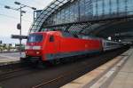 Hier 120 132-6 mit IC145 von Bad Bentheim nach Berlin Ostbahnhof, dieser Zug stand am 14.6.2014 in Berlin Hbf.