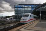 Hier 808 028-5  Altenburg  als ICE951 von Köln Hbf. nach Berlin Ostbahnhof mit 808 014-5  Hamm(Westf)  als ICE941 von Dortmund Hbf. nach Berlin Ostbahnhof, bei der Einfahrt am 14.6.2014 in Berlin Hbf.