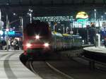 101 054-5 mit dem Berlin-Warzawa-Express in Berlin Hauptbahnhof. Bild entstand am 06.01.2007, dieser zug endete dort.