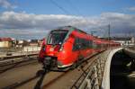 Hier 442 836-3 als RB14 (RB18924)  Airport-Express  von Berlin Schönefeld Flughafen nach Nauen, bei der Einfahrt am 6.4.2015 in Berlin Hbf. 