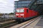 143 333-3 verlässt am 29.10.2016 mit der RB26319  S-Bahn Ersatzverkehr  von Berlin Charlottenburg nach Berlin Friedrichstraße den Berliner Hauptbahnhof.