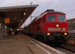 232 498-6 steht hier mit D 448 und D 40448 aus Warschau und Kaliningrad in Lichtenberg bereit.
