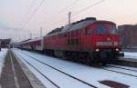 232 568-6 mit dem CNL 1259 aus Zrich HB und IC 61259 aus Erfurt Hbf bei der berfhrung in das Werk nach Warschauer Strae. Berlin Lichtenberg den 24.01.2010 
  
 