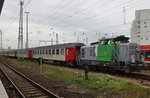 650 301-1 rangiert am 2.8.2016 mit 5 Wagen des D300 Malmö Central-Berlin Hbf.