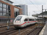 412 046  Female ICE  fährt als ICE 373 pünktlich (12:18) am Startbahnhof Berlin Ostbahnhof von Gleis 7 ab.