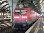 RE nach Rathenow am 31.08.2008 mit 112 121 im Berliner Ostbahnhof.