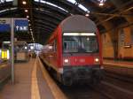 Doppelstock-Steuerwagen (1. Gattung) als RE7 nach Wnsdorf-Waldstadt im Ostbahnhof.