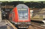 Hier ein RE2 von Cottbus nach Rathenow, bei der Einfahrt am 29.10.2011 in Berlin Ostbahnhof.