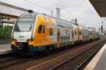 Hier 445 111-8 als RE2 (RE37362) von Bad Kleinen nach Berlin Ostbahnhof, bei der Einfahrt am 29.6.2013 in Berlin Ostbahnhof.