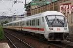 Hier IC2431 von Emden Außenhafen nach Berlin Ostbahnhof, bei der Ausfahrt am 28.6.214 aus Berlin Ostbahnhof, in Richtung Berlin Rummelsburg.