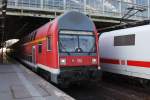 Hier eine RB14 (RB18931)  Airport-Express  von Nauen nach Berlin Schönefeld Flughafen, bei der Ausfahrt am 1.8.2015 aus Berlin Ostbahnhof.