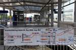 BERLIN, 22.06.2017, Infoplakat über die Baumaßnahmen am Bahnhof Ostkreuz am neuen Regionalbahnsteig auf der Ringbahn