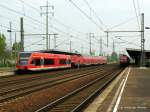 Die aktuelle Betriebssituation in Berlin Schnefeld Flughafen. Links steht ein 646er als RB 22 nach Potsdam bereit. Direkt dahinter die RB 14 nach Nauen (da diese eine Stunde hier steht muss die RB 22 sich dahinter quetschen) und rechts noch ein RE 7 nach Rosslau.