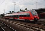 Hier 442 138-4 als Leerzug von Berlin Lichtenberg nach Berlin Schönefeld Flughafen, bei der Einfahrt am 14.7.2014 in Berlin Schönefeld Flughafen.