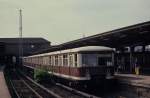 Ostberliner S-Bahn 277313 am 8.5.1989 im Bahnhof Warschauer Straße.