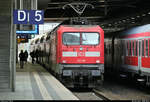 112 101 von DB Regio Nordost als RE 3505 (RE5) von Stralsund Hbf nach Wünsdorf-Waldstadt steht im Bahnhof Berlin Südkreuz auf Gleis 5.