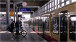 Die Ringbahn am Bahnhof Berlin-S�dkreuz -     Szenerie am Bahnsteig des Au�enringes.