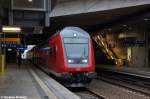 RE5 (RE 4359) von Berlin Hbf (tief) nach Lutherstadt Wittenberg in Berlin Sdkreuz und geschoben hatte die 112 165-6. 20.12.2012