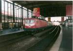 112 119 im Mai 2000 in der Bahnhofshalle von Berlin Zoologischer Garten.