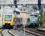 BAHNHOF BETZDORF/SIEG-PARALLELEINFAHRT HELLERTALBAHN/DAADETALBAHN  Die beiden Triebwagenzüge von HELLERTALBAHN und DAADETALBAHN fahren am 17.4.2019  parallel in den Endbahnhof beider Linien